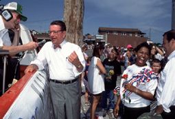 Sens. Paul Simon and Carol Mosely-Braun